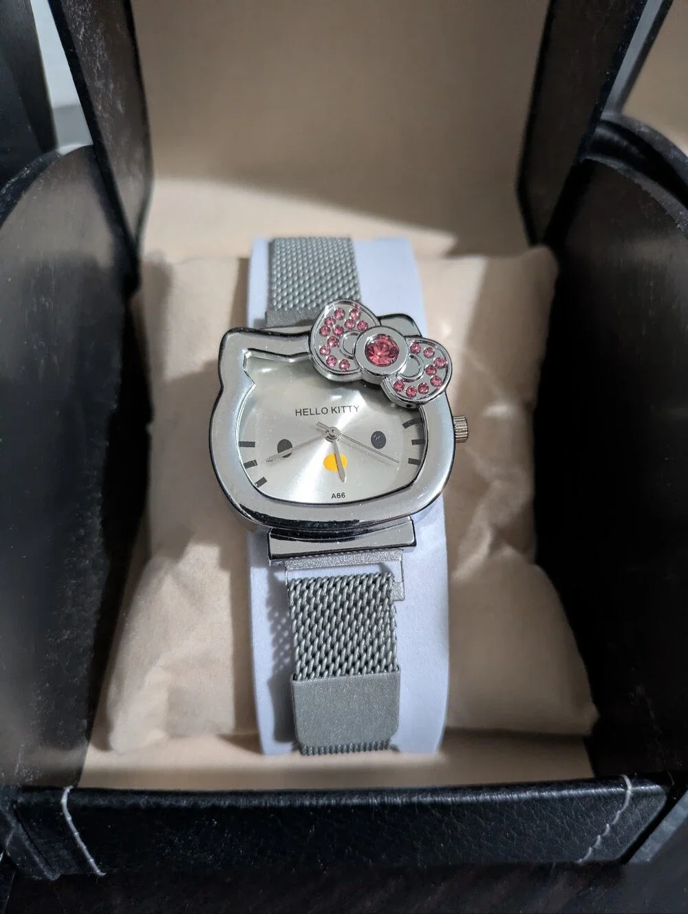 Hello Kitty  Mesh Strap Watch - Gold, Silver, Black, Rose Gold